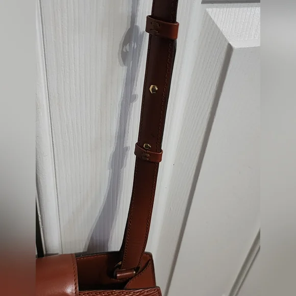 Louis Vuitton Epi Cluny -Brown